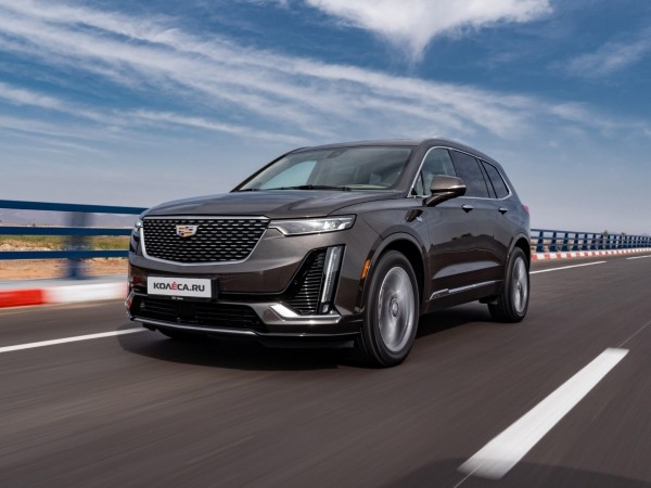 Раз, два, три &ndash; лампочка, гори! Первый тест-драйв Cadillac XT6