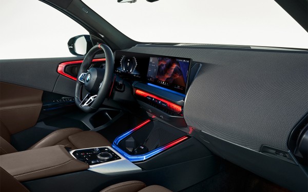 BMW представил кроссовер X3 нового поколения. Фото и характеристики
BMW представил кроссовер X3 нового поколения. Фото и характеристики