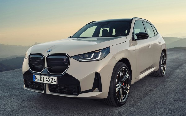 BMW представил кроссовер X3 нового поколения. Фото и характеристики
BMW представил кроссовер X3 нового поколения. Фото и характеристики