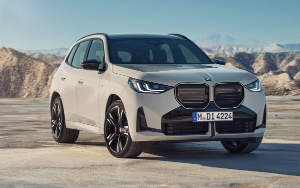 BMW представил кроссовер X3 нового поколения. Фото и характеристики
BMW представил кроссовер X3 нового поколения. Фото и характеристики