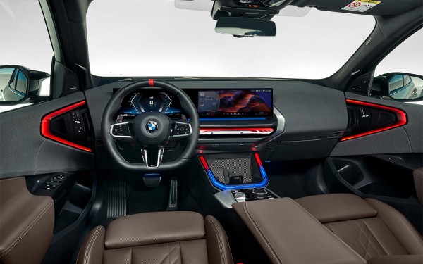 BMW представил кроссовер X3 нового поколения. Фото и характеристики
BMW представил кроссовер X3 нового поколения. Фото и характеристики