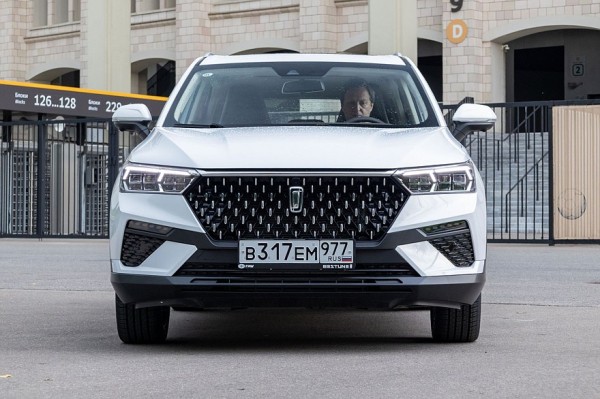 Тест-драйв FAW Bestune T77: еще не Mercedes, уже не Lada Тест-драйв FAW Bestune T77: еще не Mercedes, уже не Lada