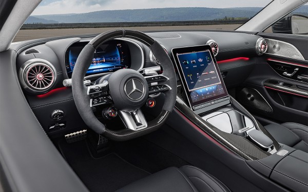 В Россию привезли суперкар Mercedes-Benz AMG GT за ₽34 млн
В Россию привезли суперкар Mercedes-Benz AMG GT за ₽34 млн