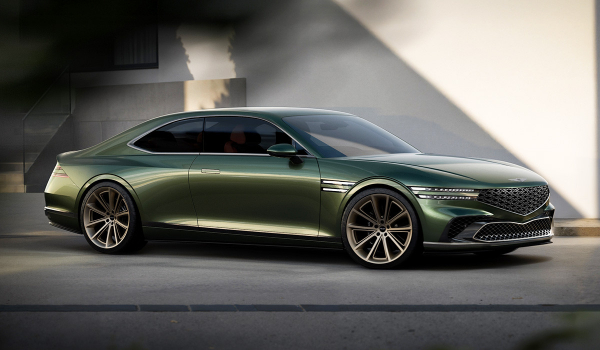 На базе седана Genesis G90 подготовлены купе и кабриолет